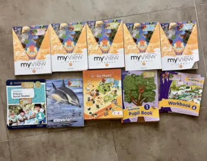 MKS school grade 1 books  كتب الصف الأول الابتدائي مدرسة المعارف الحديثة