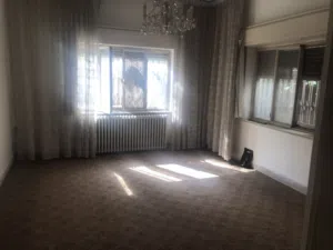 شقة ارضية للبيع في جبل الحسين