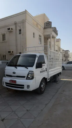 2.5 طن للنقل العام  2.5 ton truck for transport