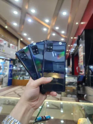 Samsung Galaxy A71 5G 128 GB in Sana'a