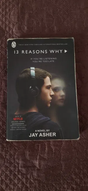 13 Reasons Why - Popular Fiction Book Bestseller