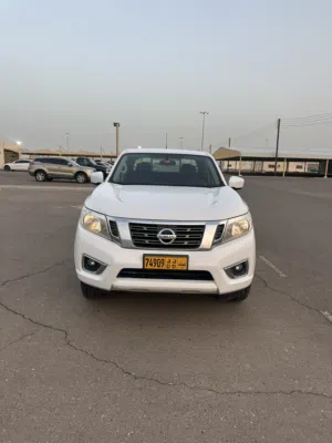 Used Nissan Navara in Buraimi