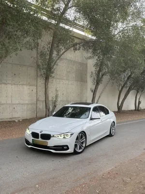 BMW . 3 Series . 2018 . Used0