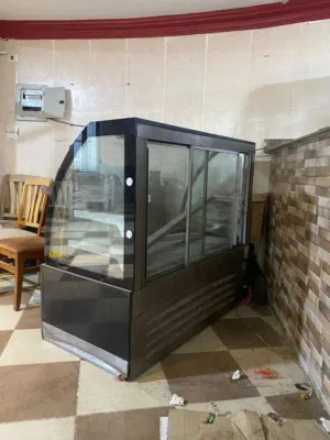 تلاجه عرض للبيع تقريبا 1.5 استعمال اقل من شهرين 4300 نقبل كاش تحويل