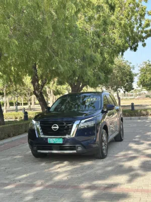 Used Nissan Pathfinder in Muscat