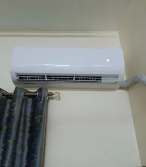 مكيف  TCL طن ونص جديد على الضمان
