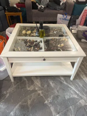 طاولة ريسيبشن و تسريحة و ستاز