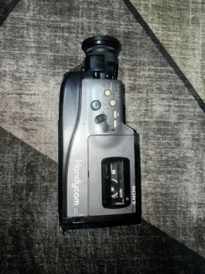 كاميرا فيديو Sony CCD-FX30