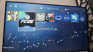 بلاستيشن 4مع 4ايادي اصليات و2دسكات