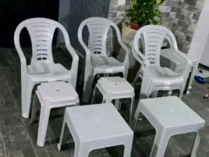 كراسي بلاستك للبيع جملة