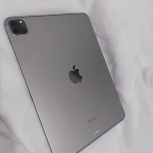 ايباد برو 2022 /M2 نضيف 128G