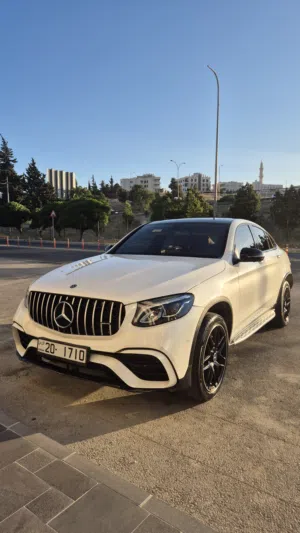 مرسيدس GLC 350e موديل 2018، هايبرد Plug-in، لون أبيض، وارد الوكالة