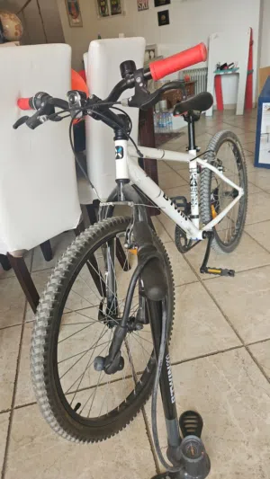 BTWIN bike Rockrider 300