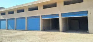 مخازن ومستودعات للإيجار عدد 3 مساحه كل مخزن 8*4 متر 32 متر -اتوستراد الزرقاء بعد مثلث الحديد