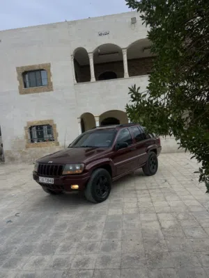 جيب شروكي مديل 2000