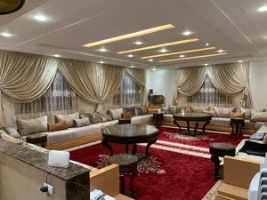 5 Bedrooms . 5+ Bathrooms . 200 m23