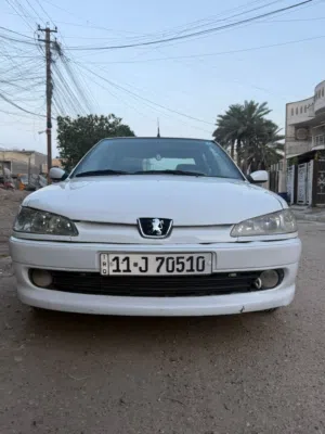 سلام عليكم بيجو فرنسي 2001 رقم بغداد سنوية بسمي هزة و سنوية لوحات جديد تحويل مباشر سيارة نظيفة جاهزة