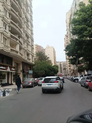 7 m2 . Landlord3