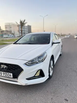 هونداي سوناتا 2022 ابيض كفاله كوري فول مواصفات