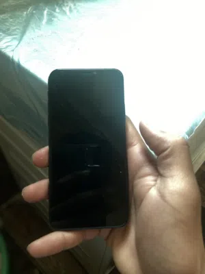 Apple iPhone XS 64 GB in Amman