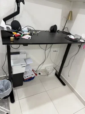 مكتب يوسك متحرك