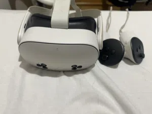 VR شغاله  فيها 6 العاب بفلوس للجاد يتواصل بس محادثه