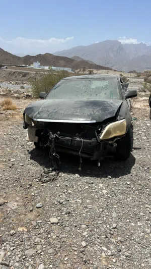 للبيع فقط قطع غيار وليس السياره كامله