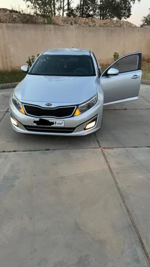Used Kia K5 in Qasr Al-Akhiar