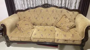 طقم كنب غرفة ضيوف+ طاولات