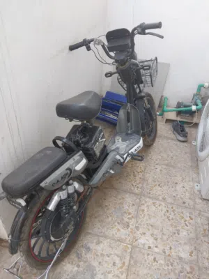 دراجة كهربائيه