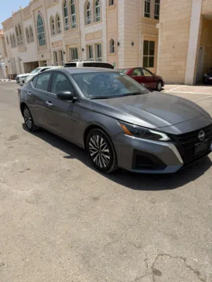 New Nissan Altima in Al Ain