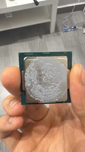 معالج i5 10400f نظيف جدا