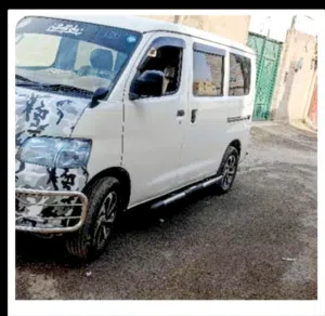 باص تونسي للبيع نظيف جدأ