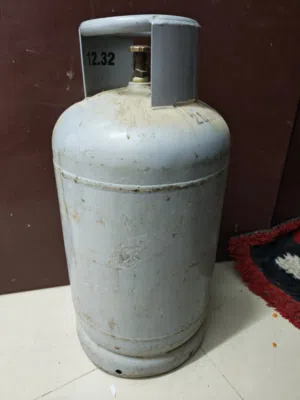 سلندر غاز gas cylinder