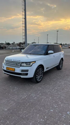 لاند روفر 2015 الفوج سوبرتشارج V8 وكالة عمان المستخدم الأول للبدل بما يناسب