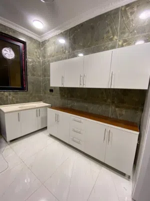 كاونترات خشب من نوع mdf أحدث التصاميم و بأسعار تنافسيه بكافة القياسات يتوفر لدينا سنك مرمر من قياس