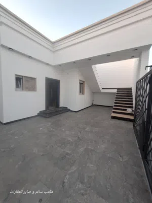 1 m2 3 Bedrooms Townhouse for Sale in Tripoli Ain Zara