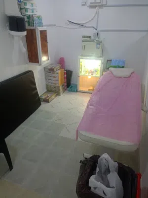 علاج شعبي بالأدوات الخشبية و بالأعشاب الطبية و الزيوت مع التدلك و الحجامة النبوية