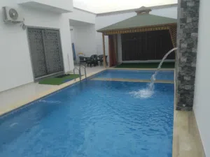 2 Bedrooms Chalet for Rent in Tripoli Al-Baesh