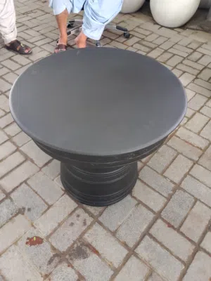 aluminium black table good condition new