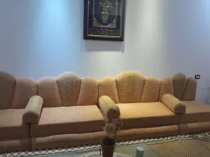 جلسة للبيع 6×4 مربع ناقص ضلع