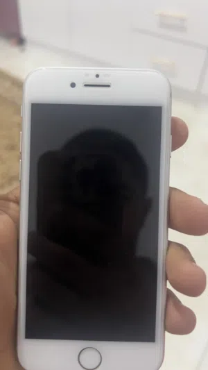 Apple iPhone 8 64 GB in Tripoli