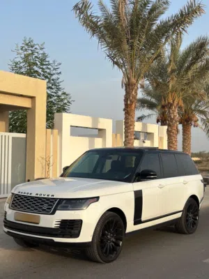2018 لاند روفر فوج