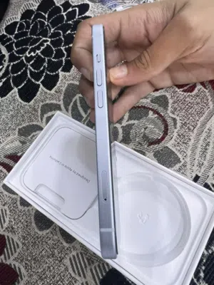Apple iPhone 15 128 GB in Irbid