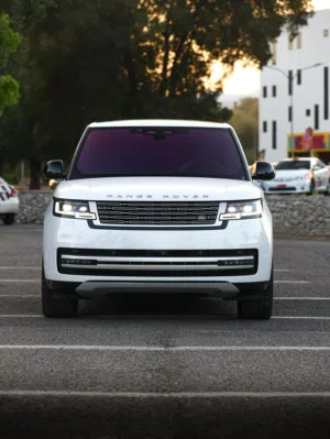 Used Land Rover Range Rover in Muscat