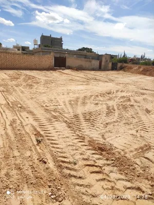 منزلين مع قطعة ارض