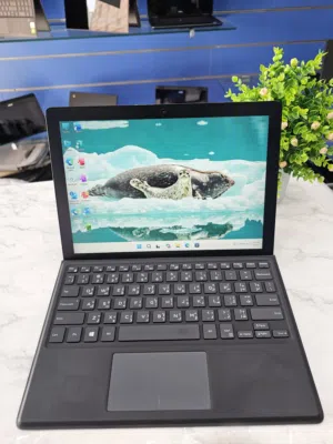 Dell Latitude 5285 2-in-1 Processor Core i7 7TH Gen16 GB Ram 256 GB Storage12.3-inch TOUCHSCREEN