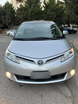Used Toyota Previa in Amman