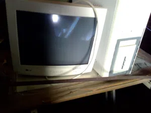 مجموعة كهربائات تحتاج لصيانة كزيونى خش شوف ؟؟!!