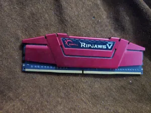 G.SKILL RIPJAWS 8 GB DDR4 DESKTOP RAM PC4-2666 F4- 2666C19D-16GVR, SKU 22692